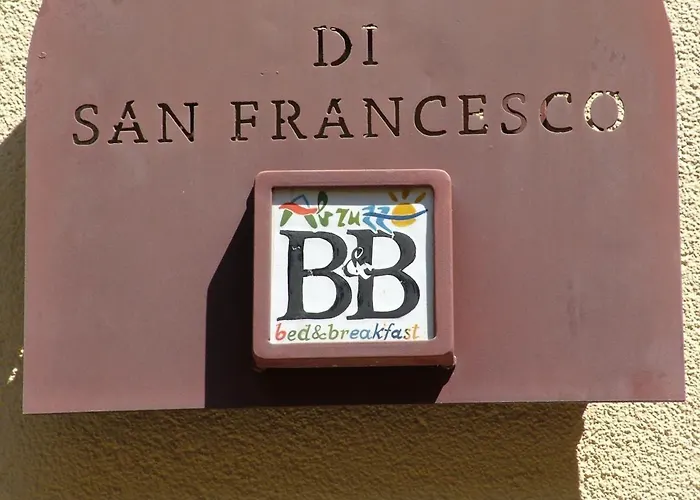 Arco Di San Francesco Bed & Breakfast