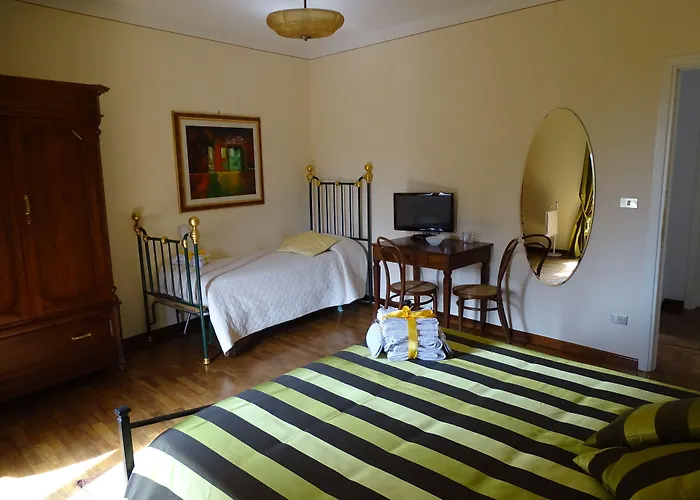 Arco Di San Francesco Bed & Breakfast Atri